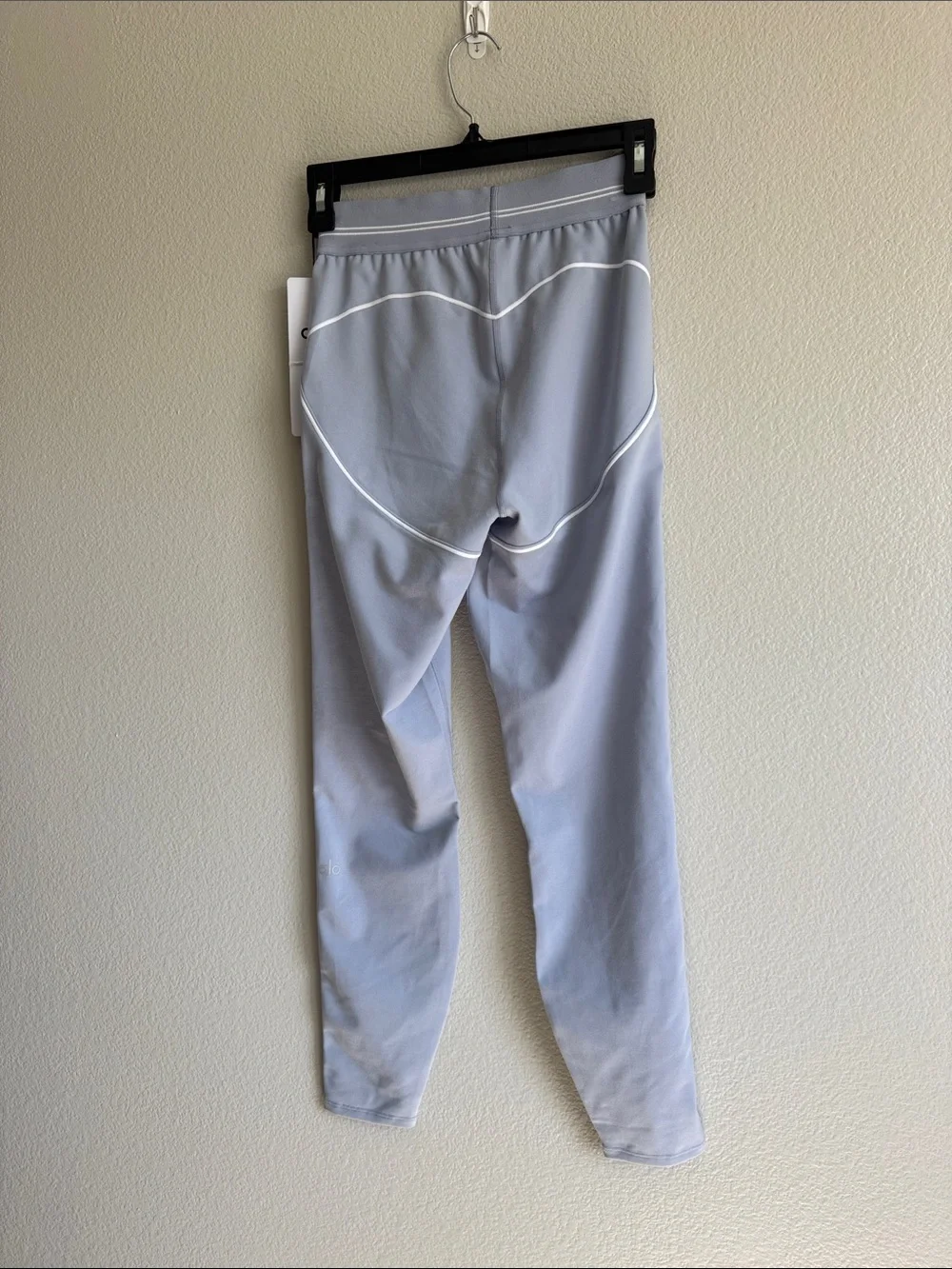 ALO Yoga nwt excellent